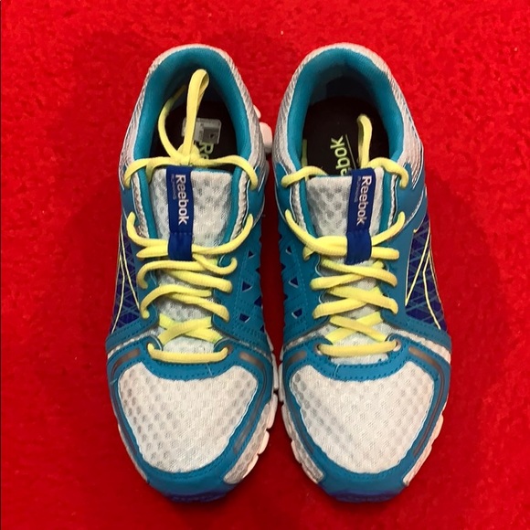 Athletic shoes 👟 - Picture 4 of 4